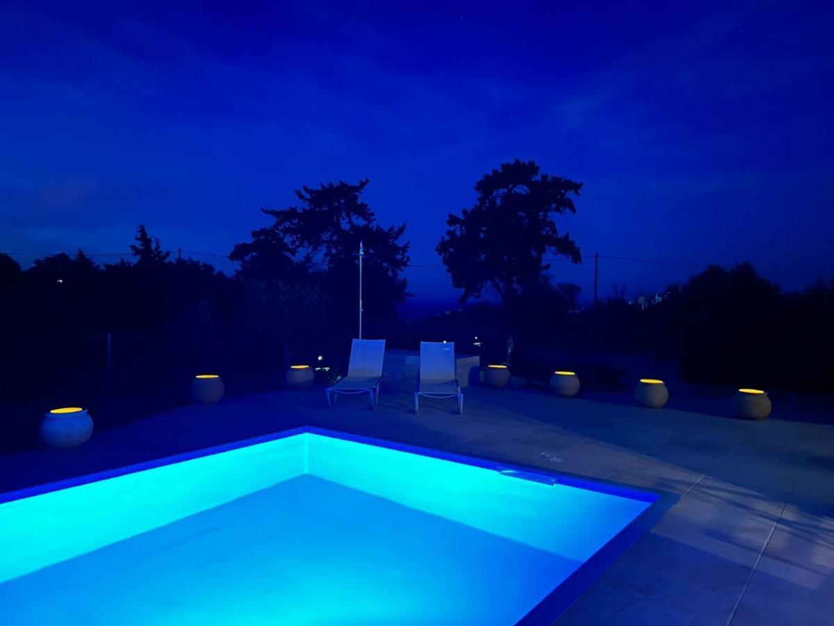Villa Lp Kokkino Chorio Екстериор снимка